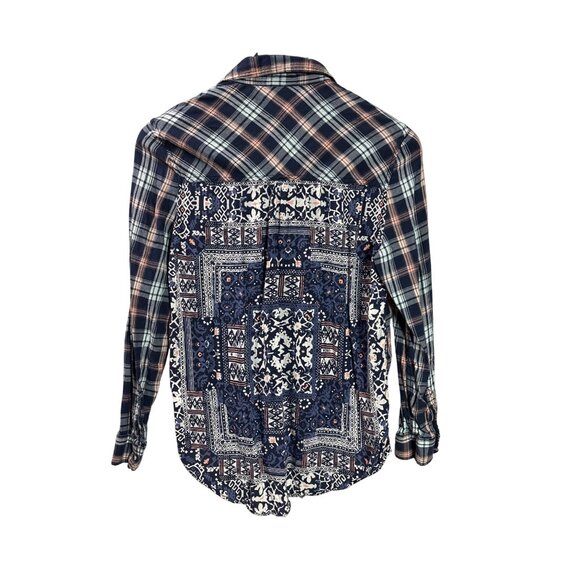 Aeropostale Womens Plaid Button Front Top Abstract Patterned Back Panel M Rayon - Picture 2 of 4